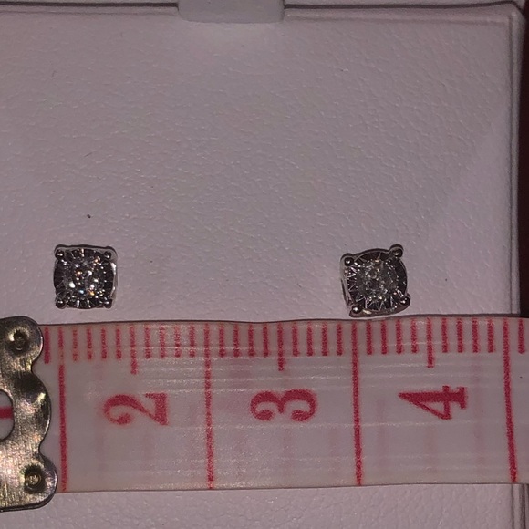 Trumiracle 3/8TTCW Diamond Stud Earrings - Picture 6 of 7